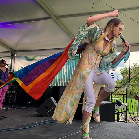 Photo by Jasper Martin